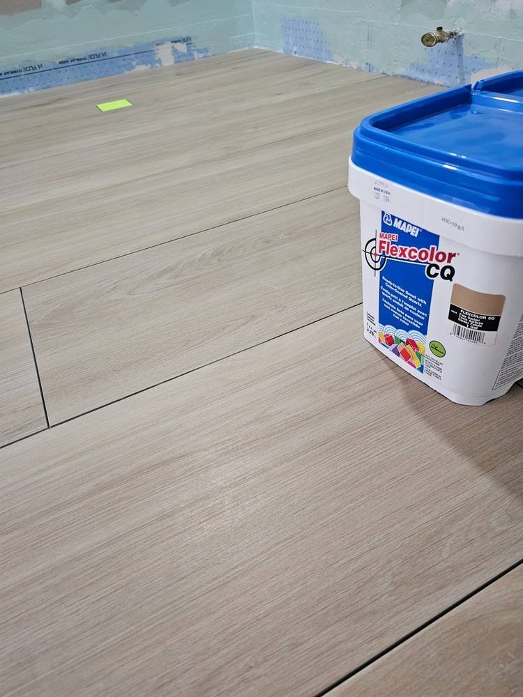 Wood-look floor tile installation β bathroom renovation Barrington
